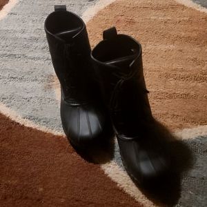 Men's Size 11 London fog duck boots in like new condition